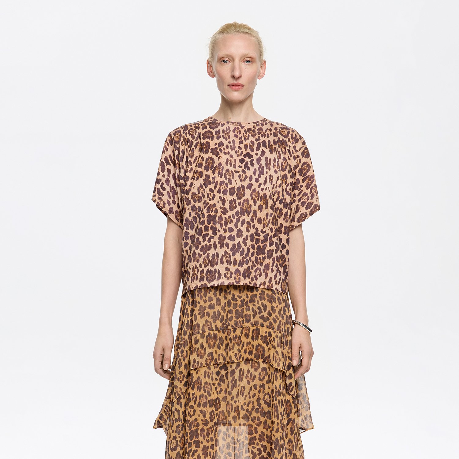 Photograph of BIMBA Y LOLA Beige Leopard boxy T-shirt