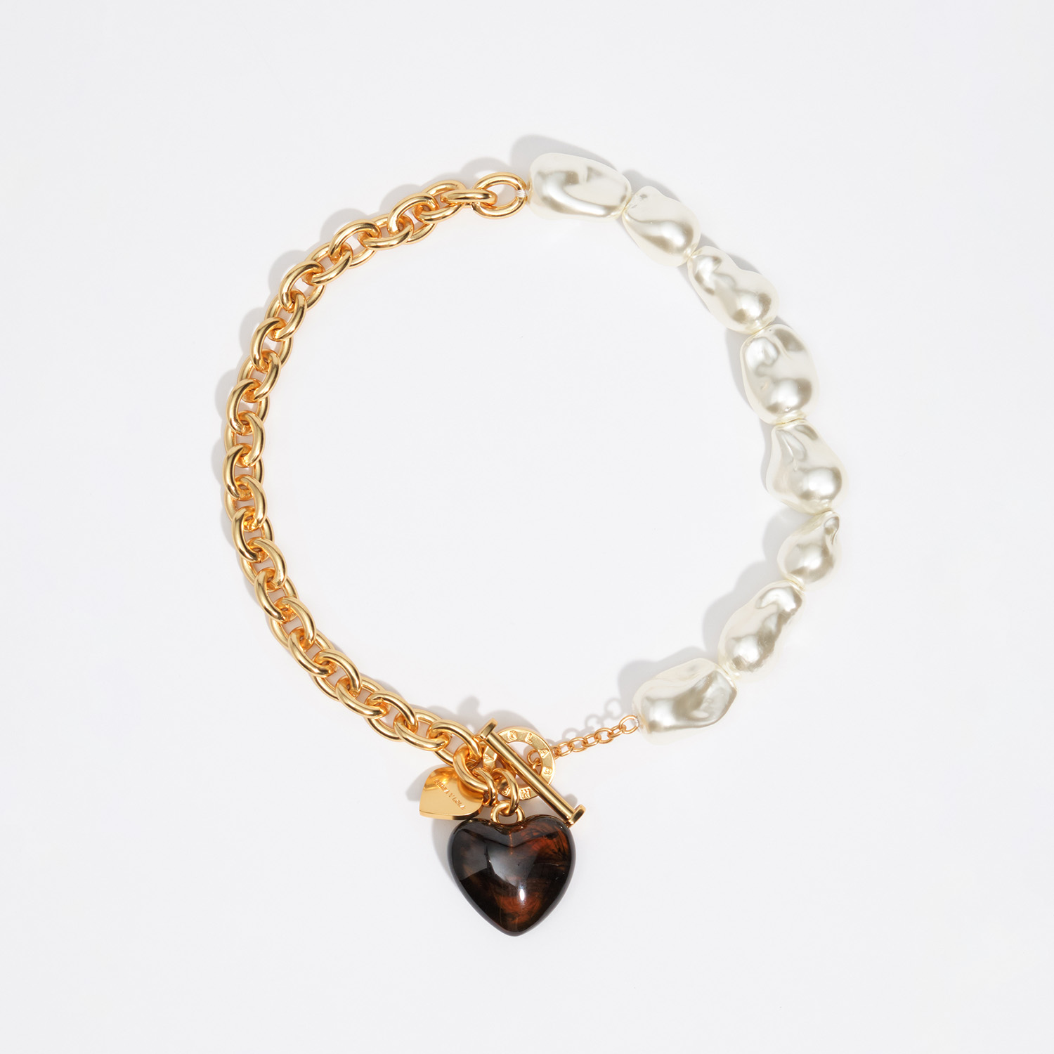 BIMBA Y LOLA Chain and pearl necklace with amber resin heart