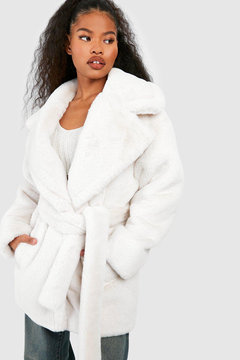 Boohoo Womens Short Belted Faux Fur Coat Rather Saucy