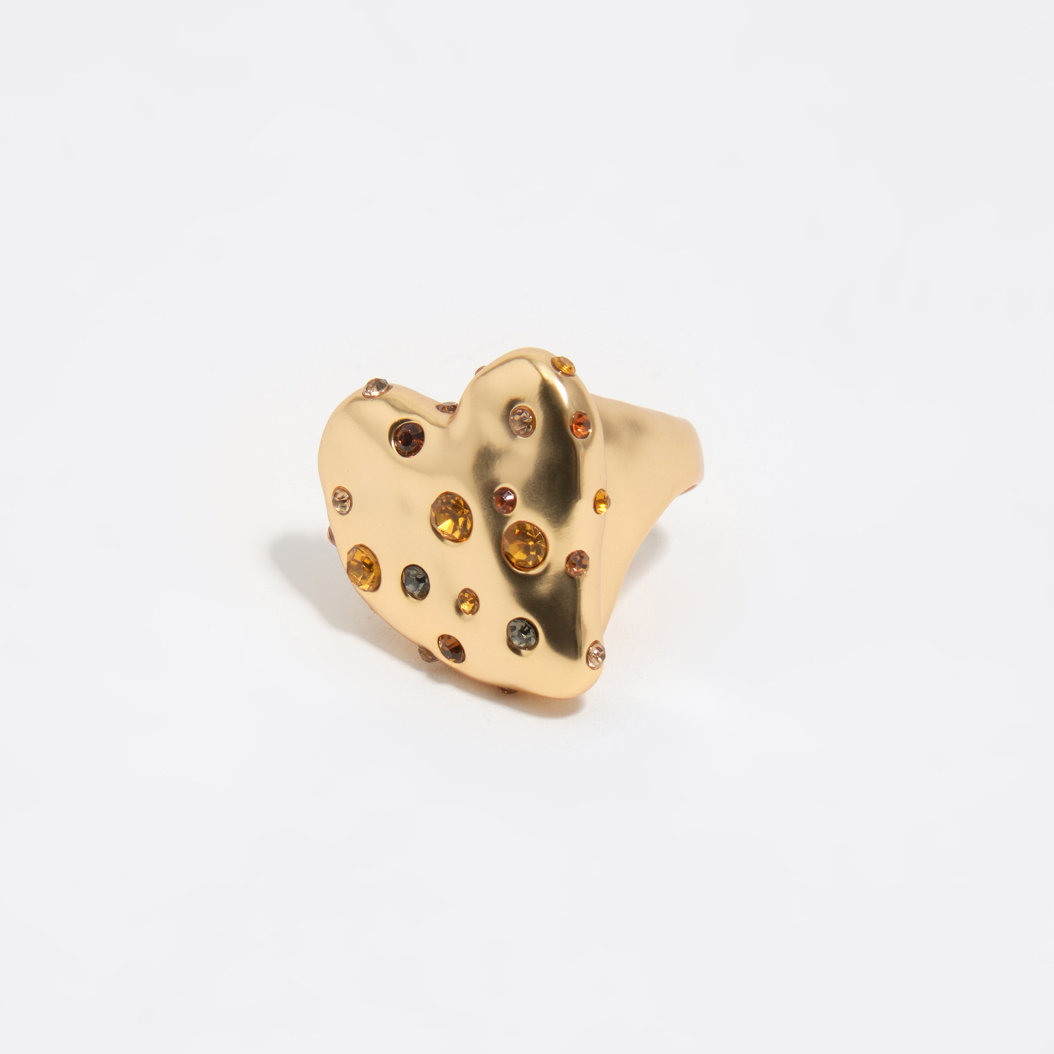 BIMBA Y LOLA Matte gold textured heart crystals ring