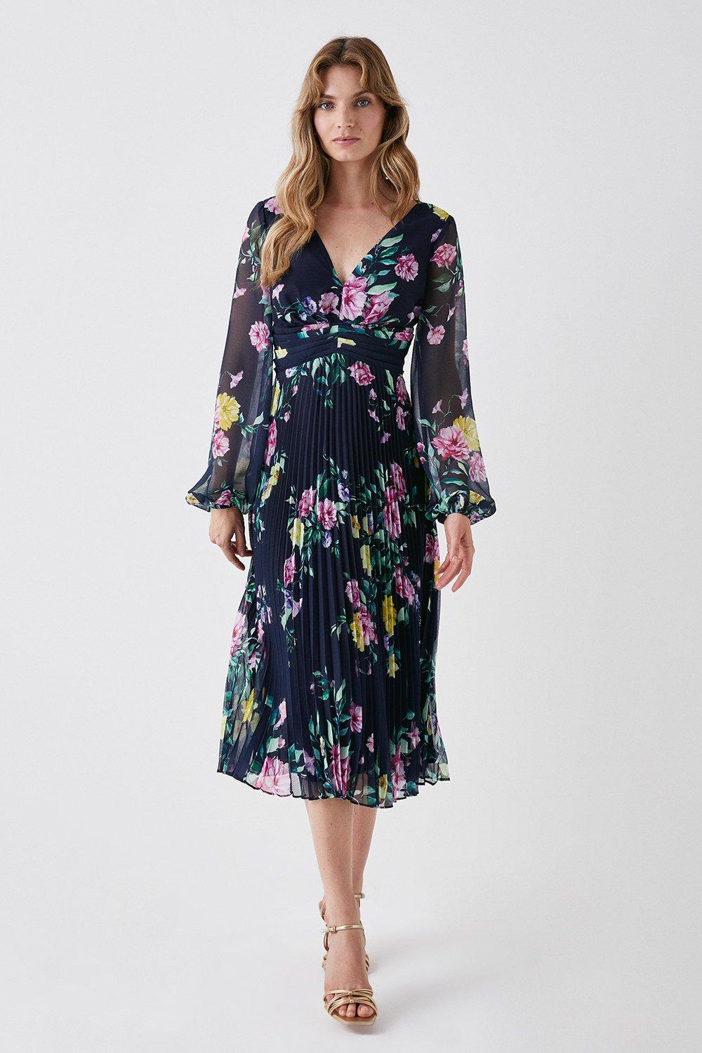 Photograph of Dorothy Perkins Womens Pleated Long Sleeve Midi Dress