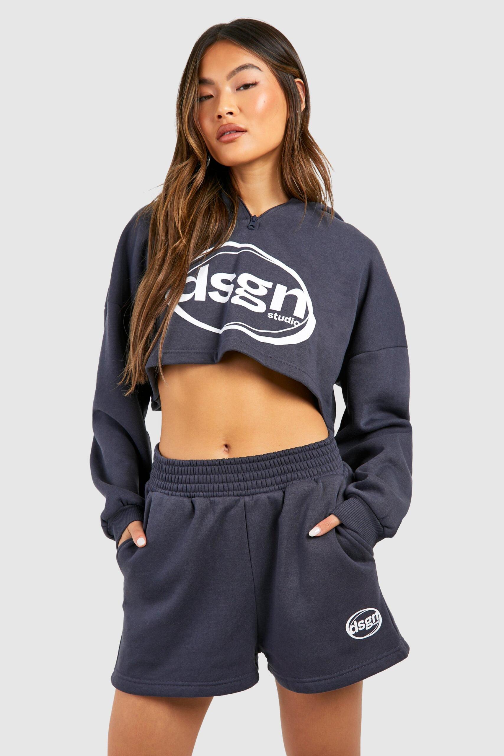 Short tracksuit womens 2025